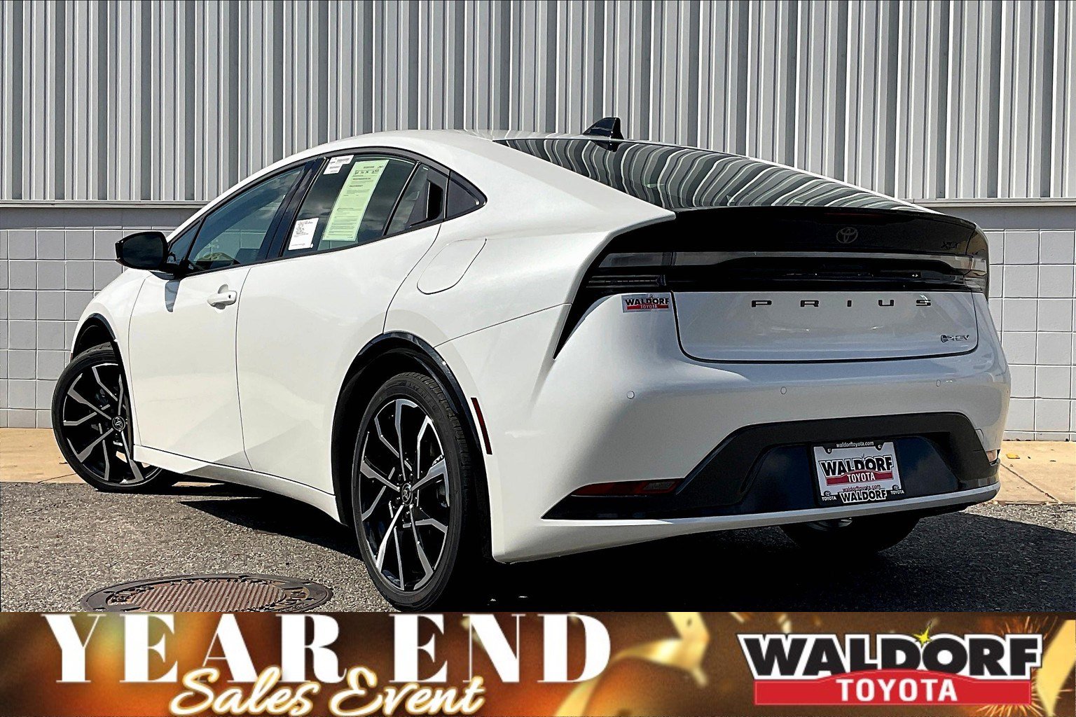 New 2026 Toyota Prius Plug-In Hybrid image 3