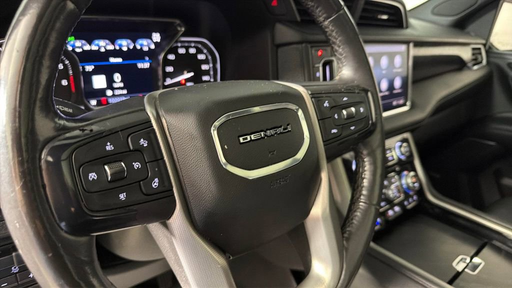 Used 2021 GMC Yukon Denali w/ Denali Premium Package AWD/4WD image 22
