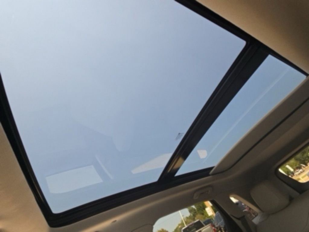 New 2026 Cadillac XT5 Premium Luxury w/ LPO, Floor Liner Package image 27