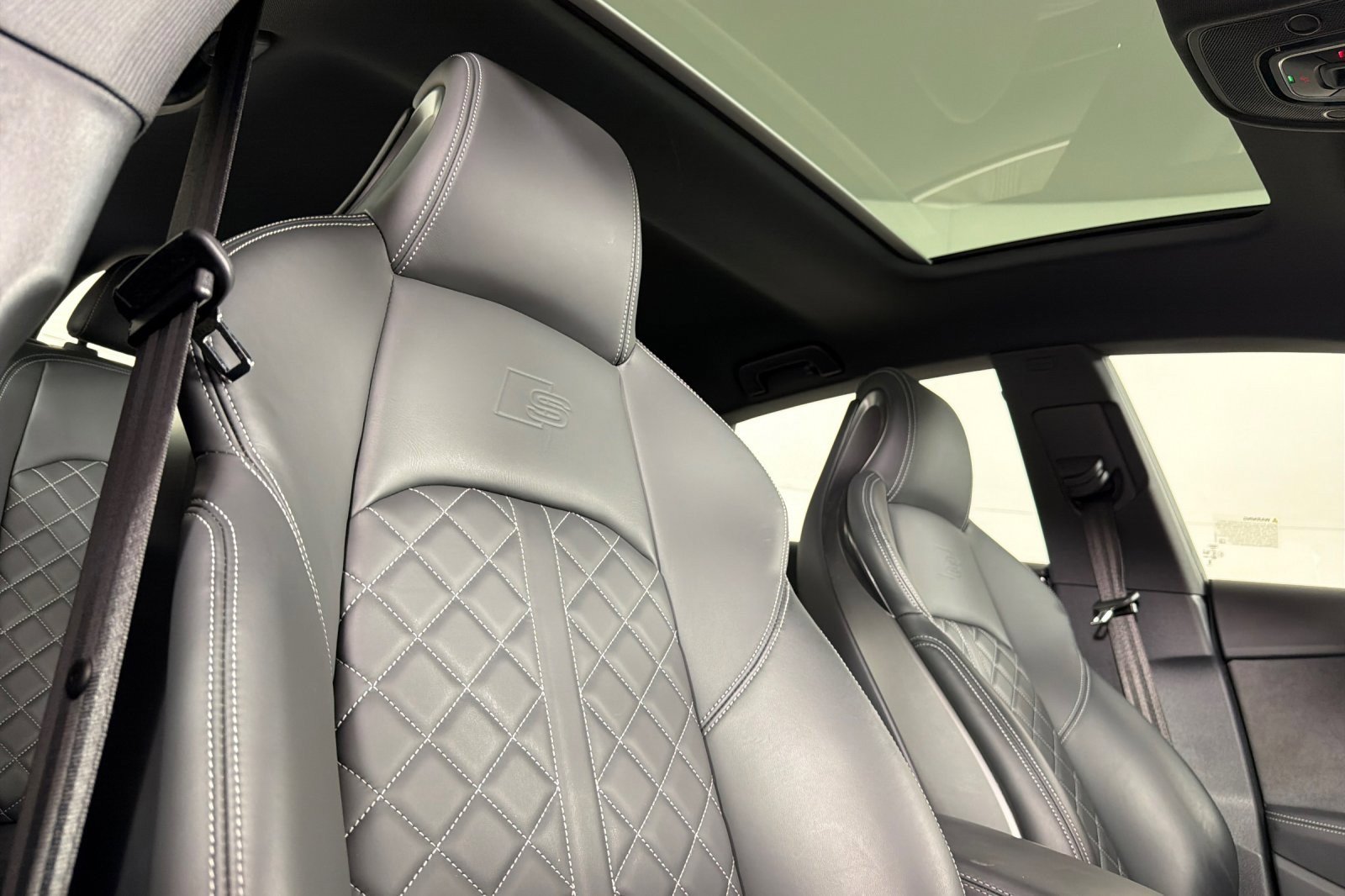 Used 2023 Audi S5 Premium Plus image 15