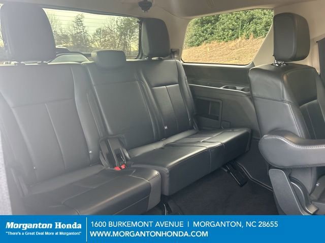 Used 2024 Ford Expedition XLT image 39