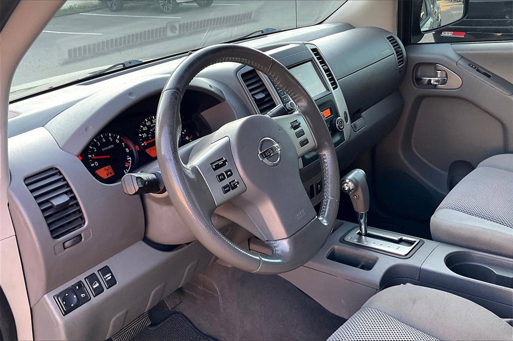 Used 2019 Nissan Frontier SV w/ Value Truck Package image 13