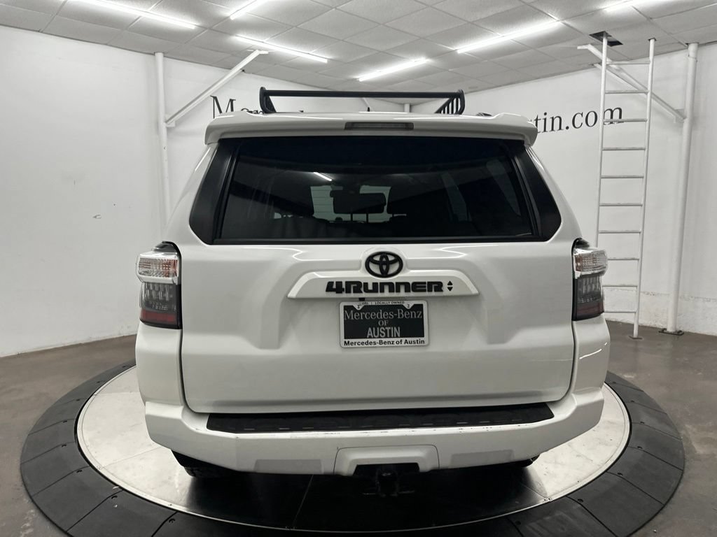 Used 2022 Toyota 4Runner Trail Special Edition AWD/4WD image 6