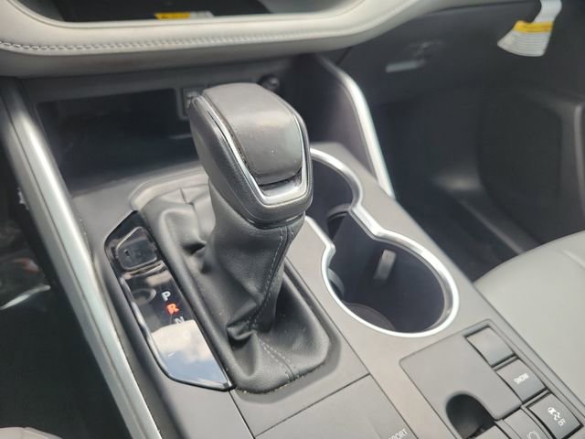 Used 2024 Toyota Highlander XLE image 22