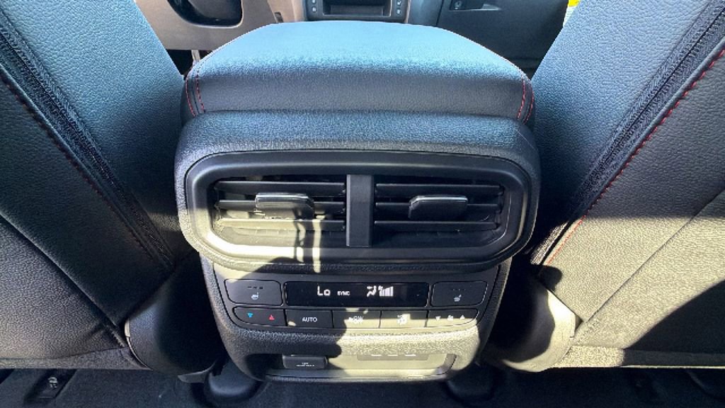 New 2026 Honda Ridgeline Black Edition image 25