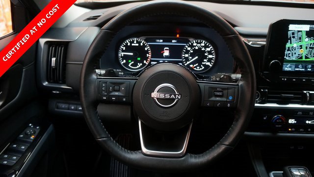 Used 2022 Nissan Pathfinder SL image 12