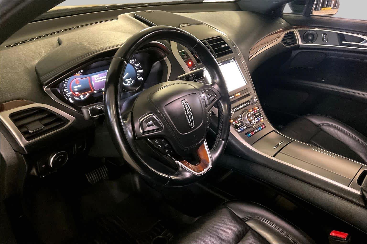 Used 2018 Lincoln MKZ Reserve w/ Climate Package AWD/4WD image 15