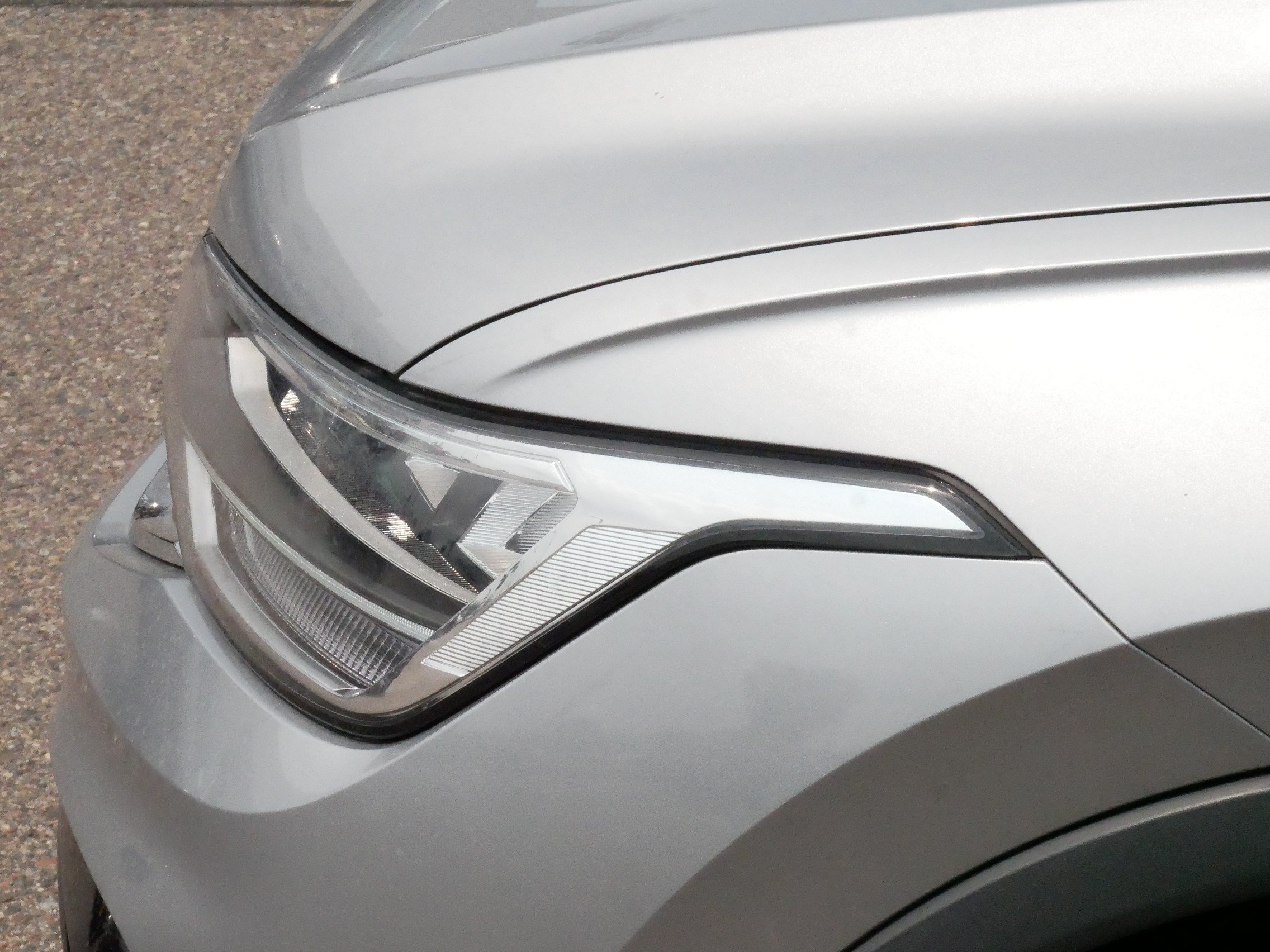 Certified 2023 Volkswagen Tiguan SE R-Line AWD/4WD image 16