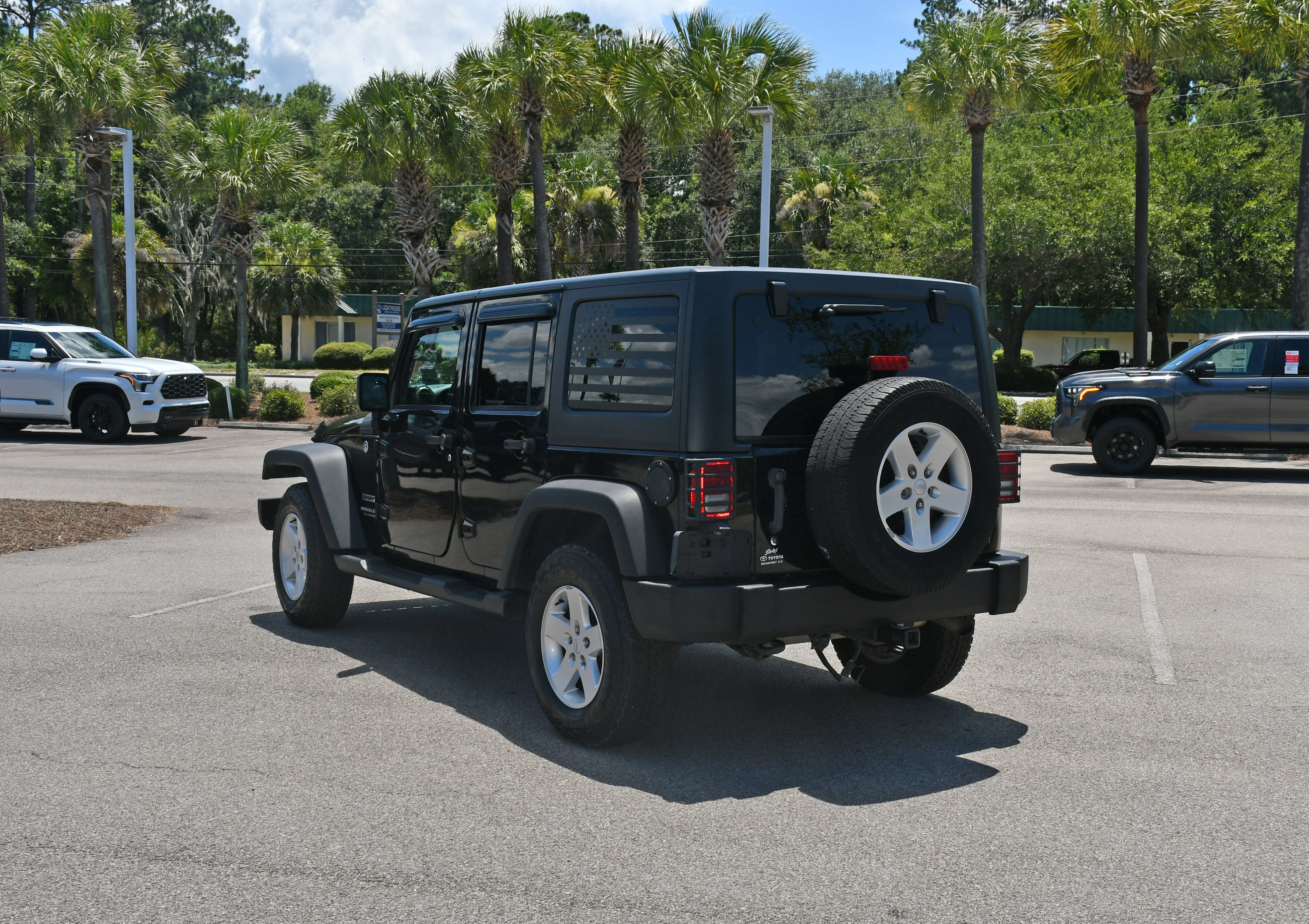 Used 2017 Jeep Wrangler Unlimited Sport w/ Quick Order Package 24S AWD/4WD image 4