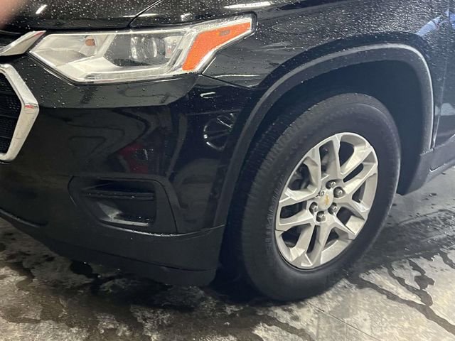 Used 2021 Chevrolet Traverse LS w/ LPO, Cargo Package image 8