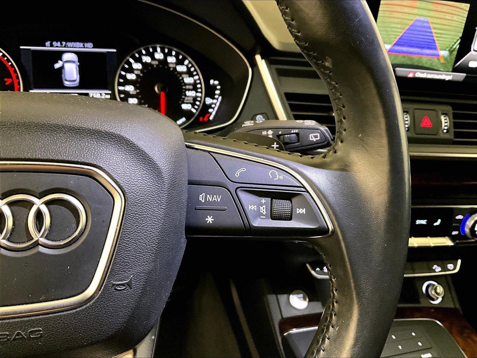 Used 2018 Audi Q5 2.0T Premium w/ Convenience Package AWD/4WD image 18