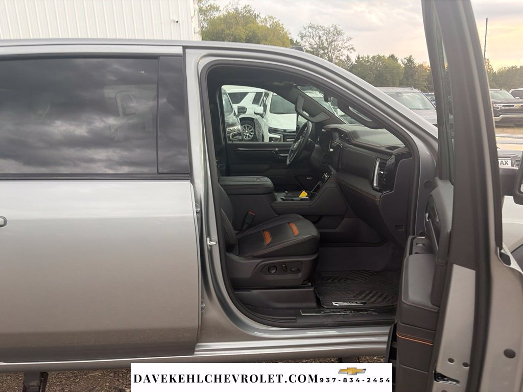 Used 2026 GMC Sierra 2500 AT4 w/ AT4 Premium Plus Package AWD/4WD image 23