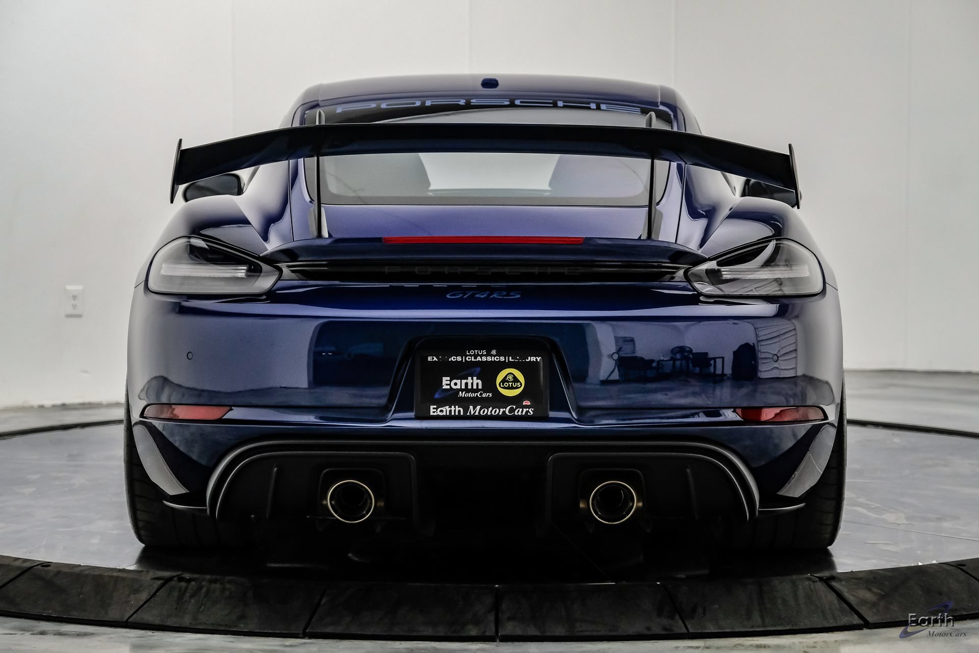 Used 2025 Porsche 718 Cayman GT4 RS RWD image 14