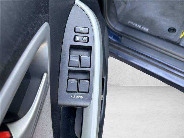 Used 2014 Toyota Prius Two FWD image 10