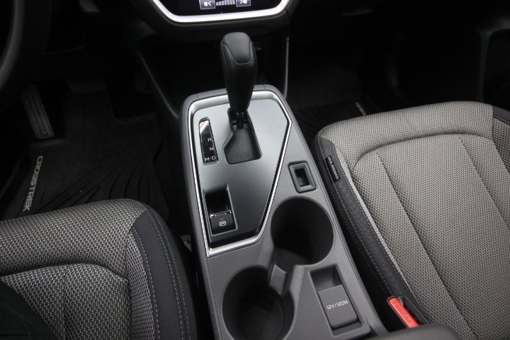 Used 2024 Subaru Crosstrek 2.0i Premium image 17