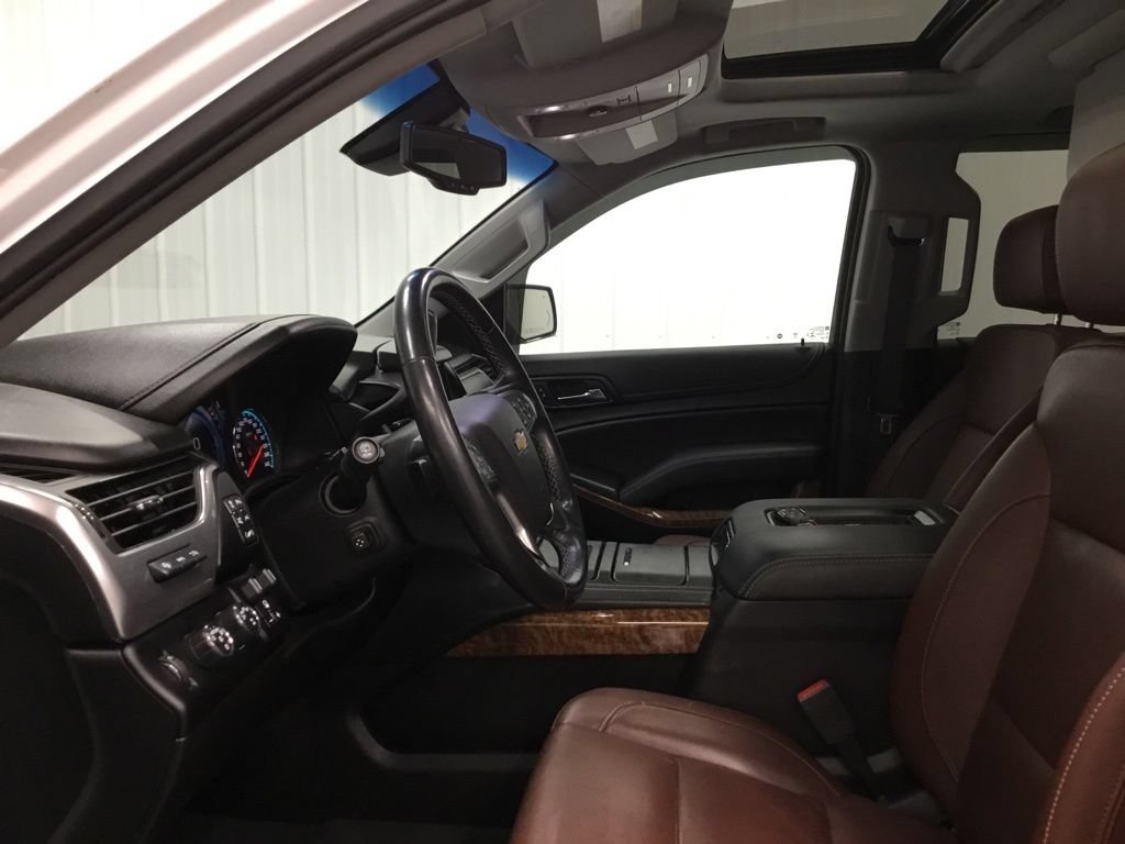 Used 2019 Chevrolet Tahoe Premier w/ Premier Plus Edition AWD/4WD image 5