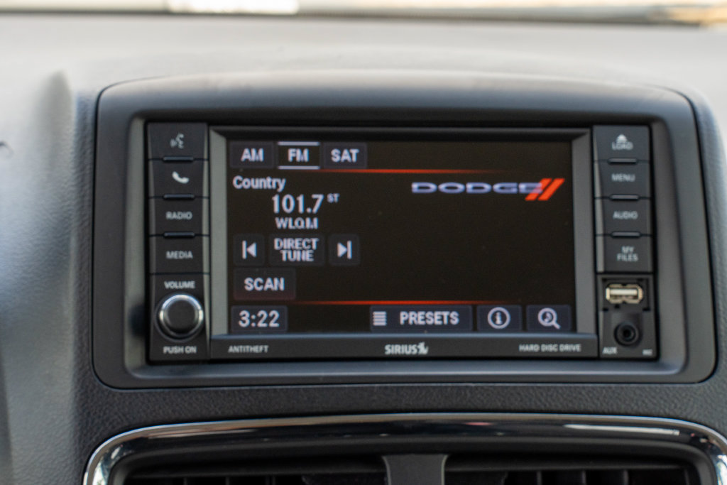 Used 2019 Dodge Grand Caravan SE w/ UConnect Hands-Free Group FWD image 19