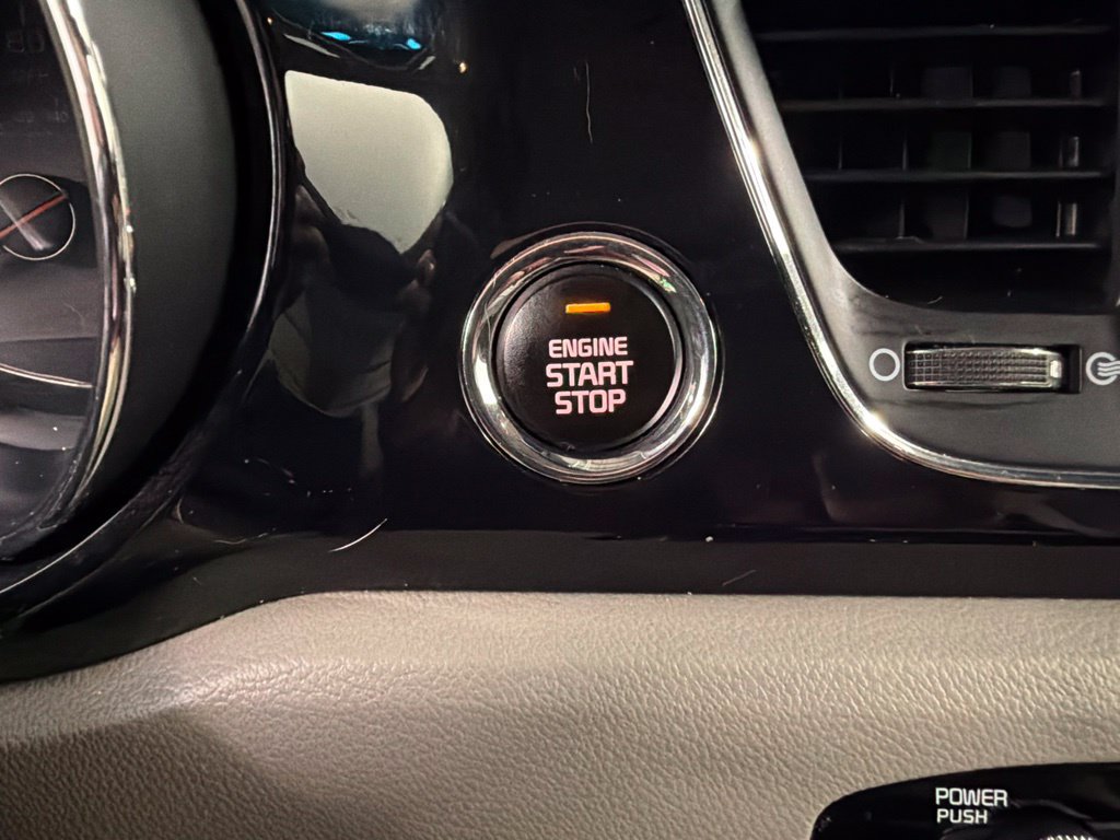 Used 2016 Kia Sedona SX Limited FWD image 20