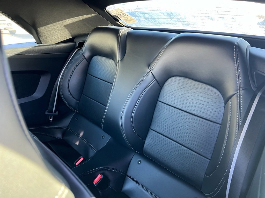 Used 2024 Ford Mustang Premium image 5