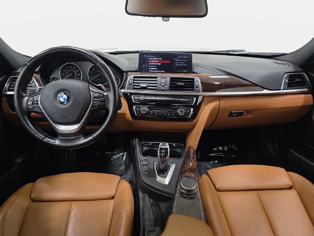 Used 2018 BMW 340i xDrive Sedan AWD/4WD image 10