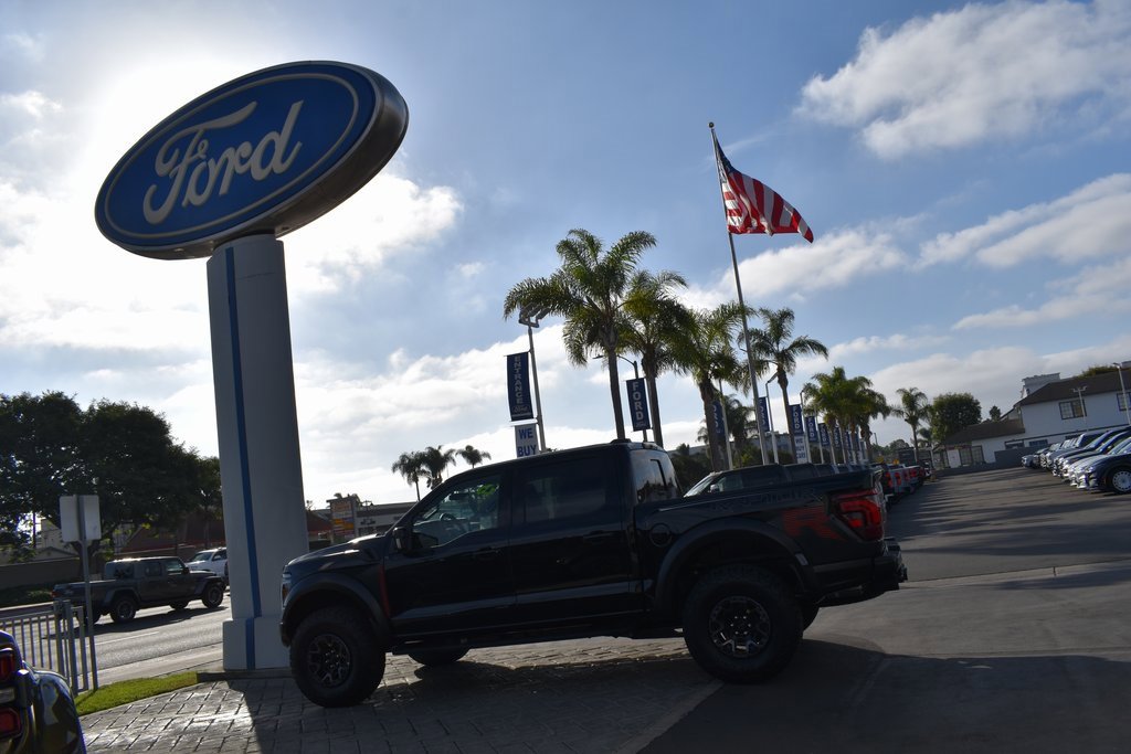 Used 2025 Ford F150 Raptor w/ Equipment Group 803A Raptor R image 31