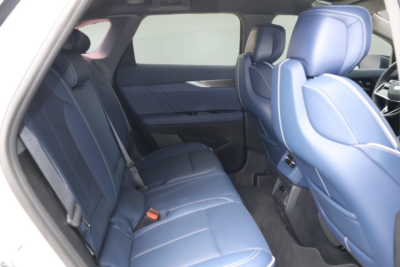New 2027 Cadillac Optiq Premium Luxury AWD/4WD image 18