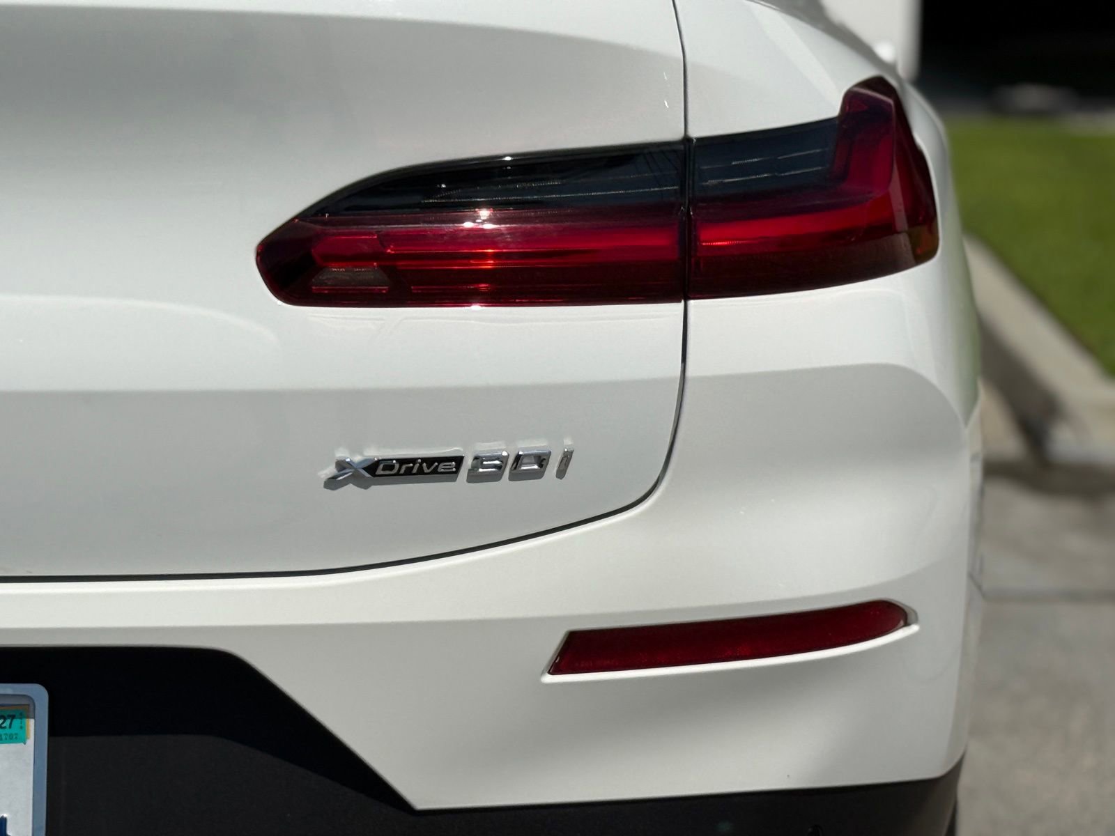 Used 2023 BMW X4 xDrive30i w/ Premium Package image 16