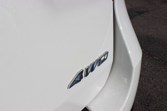 Used 2023 Ford Explorer ST-Line w/ Class IV Trailer Tow Package image 12