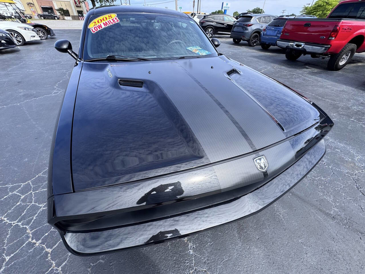 Used 2008 Dodge Challenger SRT8 RWD image 10