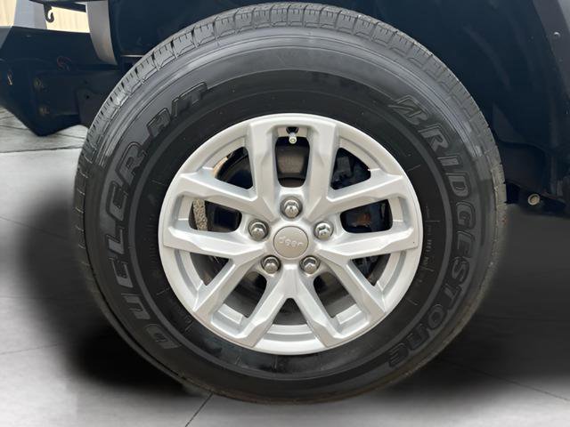 Used 2020 Jeep Gladiator Sport w/ Quick Order Package 24S image 10