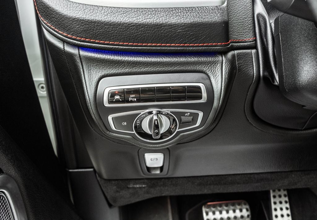 Used 2019 Mercedes-Benz G 550 w/ Exclusive Interior Package image 19