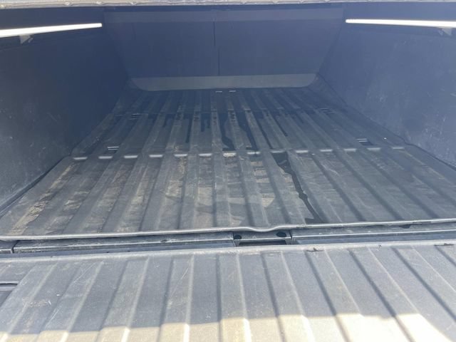 Used 2024 Tesla Cybertruck AWD Crew Cab image 12