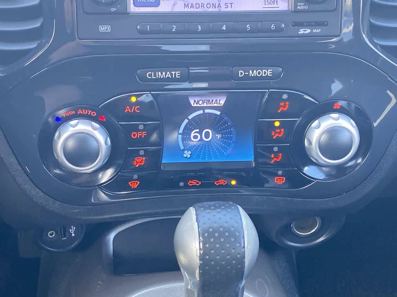Used 2011 Nissan Juke SV AWD/4WD image 18