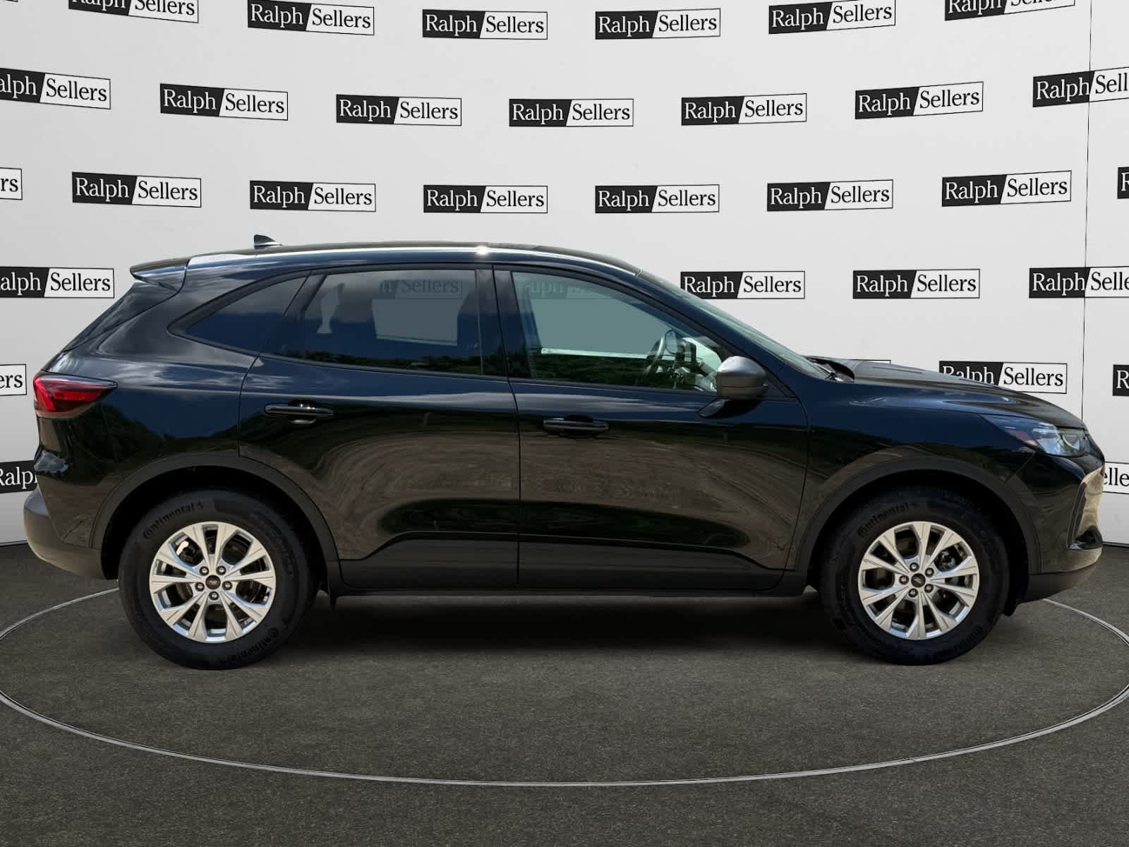 Used 2025 Ford Escape Active AWD/4WD image 7