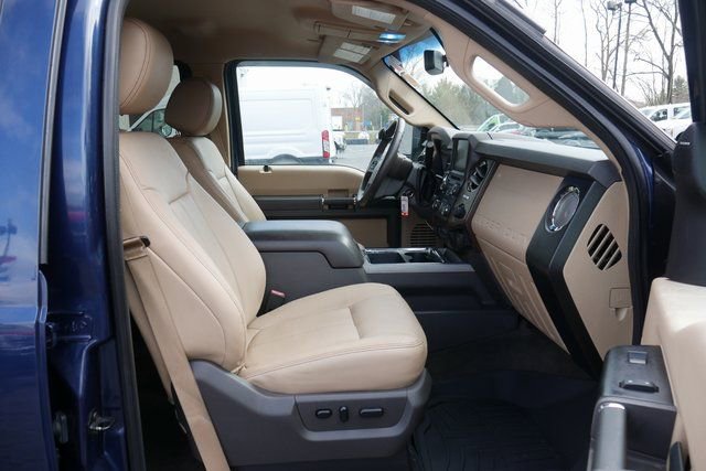 Used 2015 Ford F350 Lariat image 27