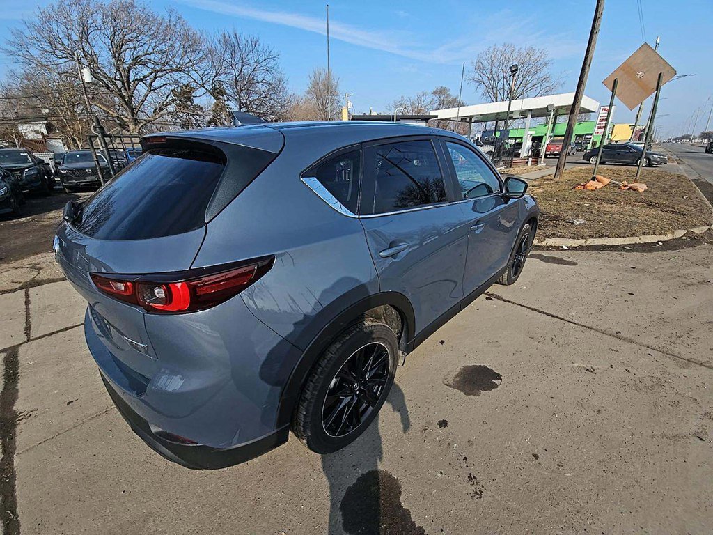 Used 2024 MAZDA CX-5 Carbon Edition image 2
