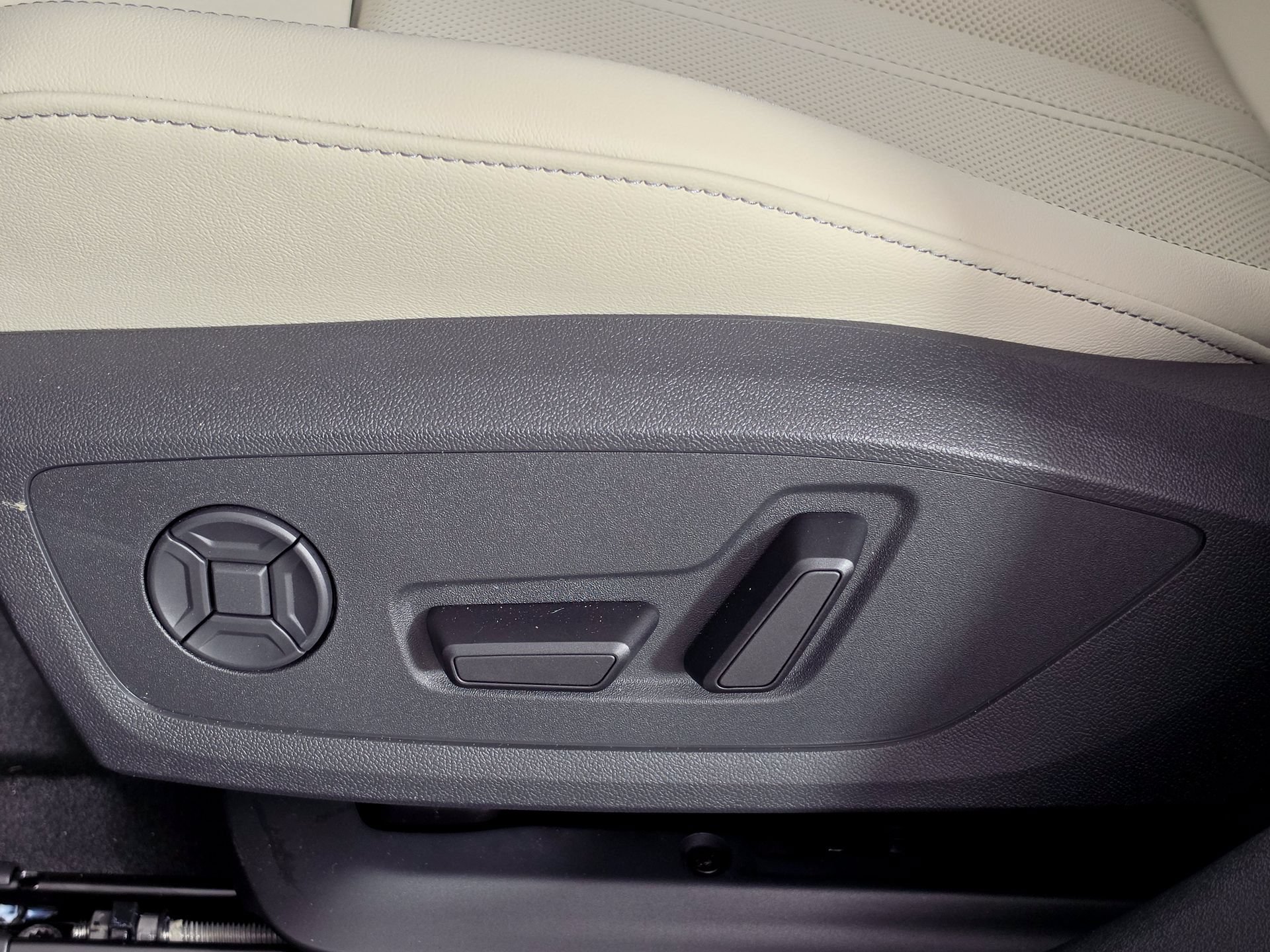 New 2026 Audi A6 Premium AWD/4WD image 17