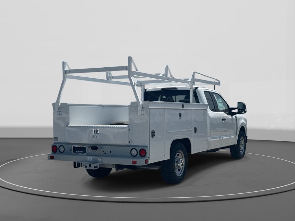 New 2025 Ford F350 XL w/ XL Chrome Package image 4