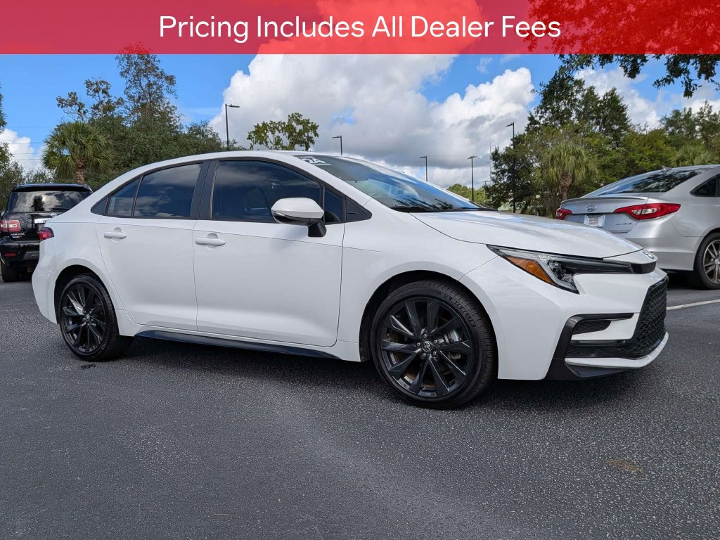 Certified 2024 Toyota Corolla SE FWD image 2