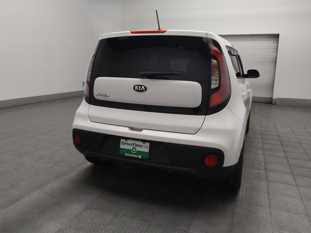 Used 2017 Kia Soul FWD image 7