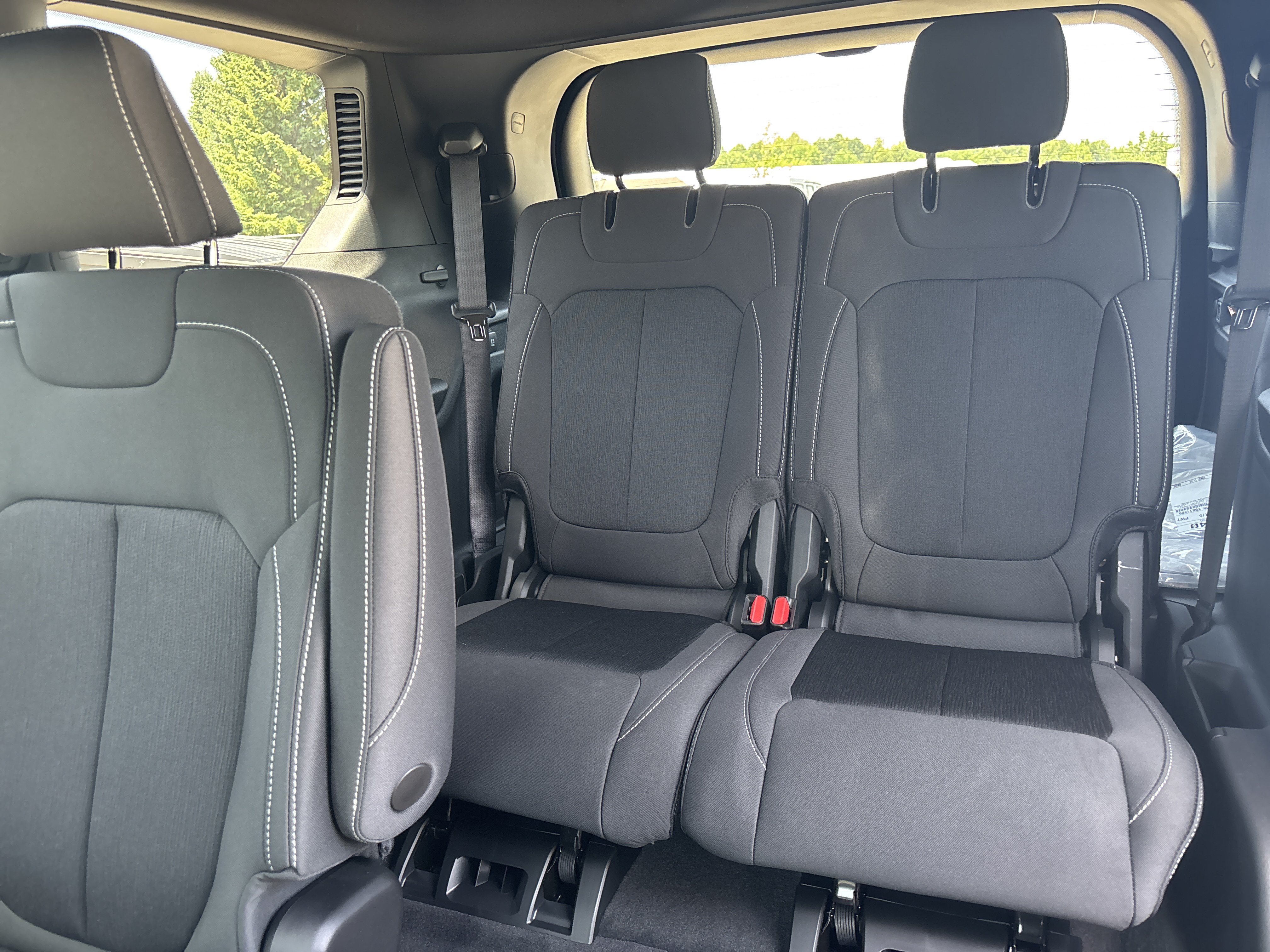 New 2026 Jeep Grand Cherokee L 4WD image 19