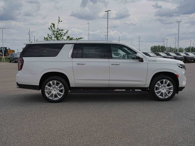 Used 2021 Chevrolet Suburban High Country AWD/4WD image 5