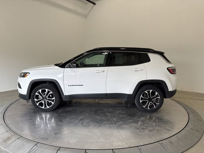 Used 2022 Jeep Compass Limited image 4