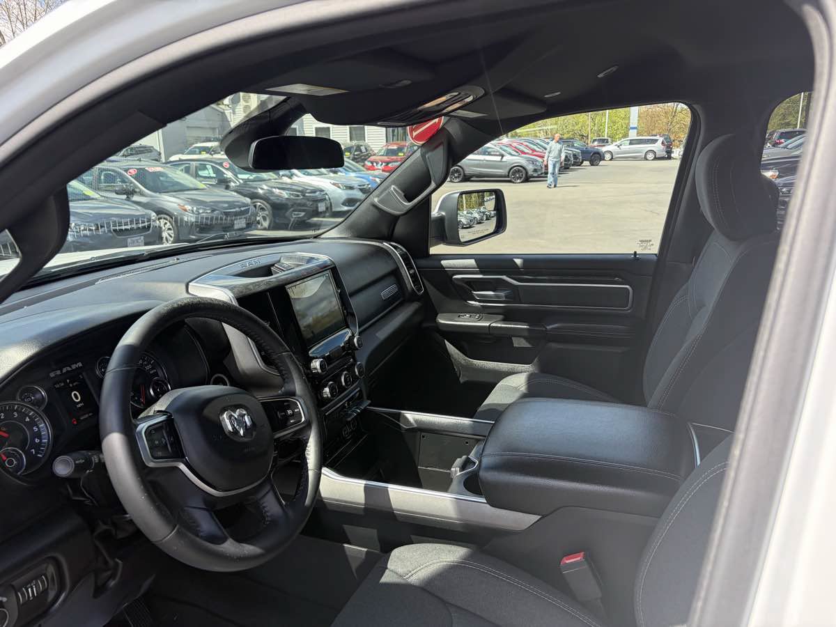 Used 2019 RAM 1500 Big Horn AWD/4WD image 9