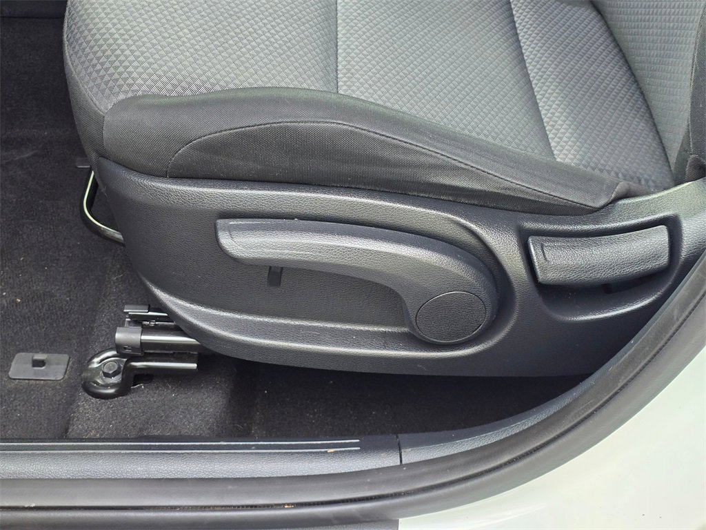 Used 2023 Kia Soul LX image 13