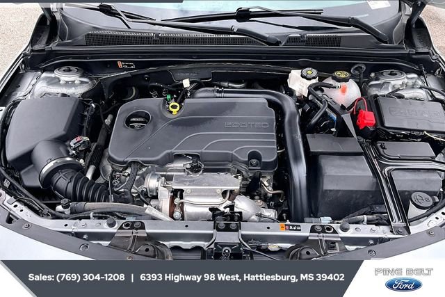 Used 2023 Chevrolet Malibu LT w/ Driver Confidence Package image 8