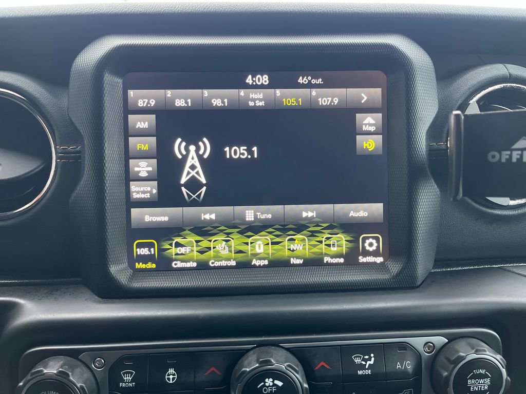 Used 2022 Jeep Wrangler Unlimited Sahara image 20