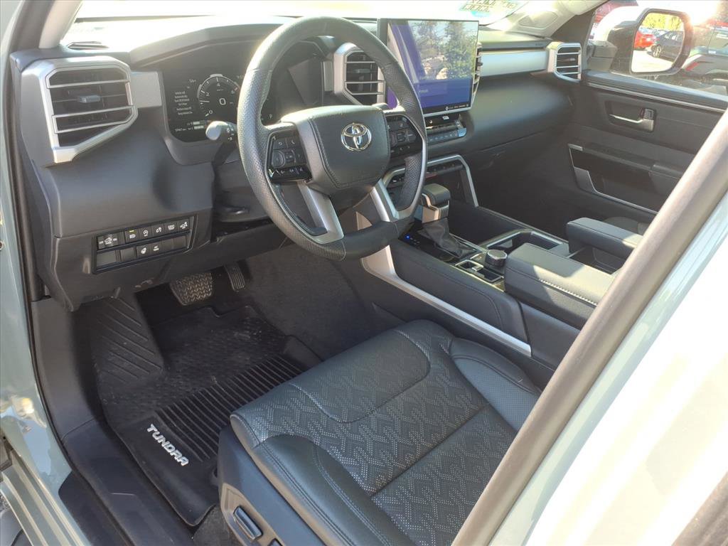 Used 2024 Toyota Tundra Limited AWD/4WD image 6