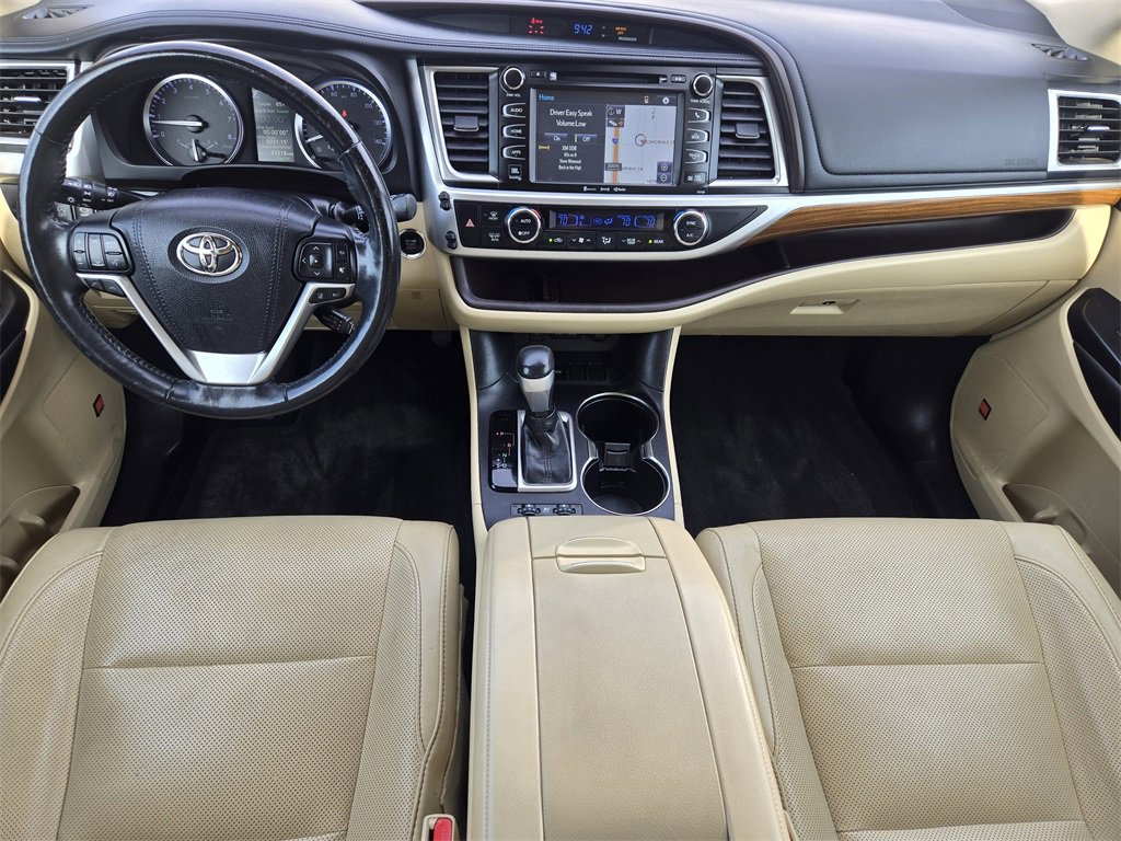 Used 2018 Toyota Highlander Limited Platinum image 28