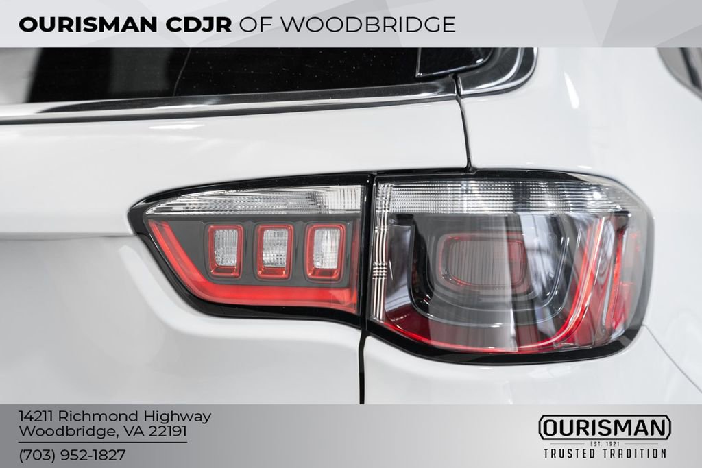 Certified 2024 Jeep Compass Latitude w/ Sun and Sound Group image 7